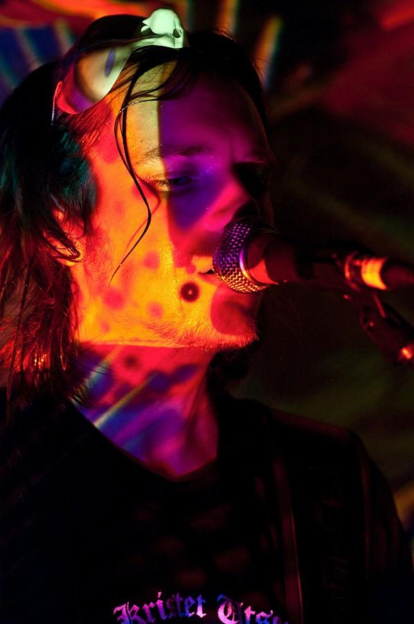 L 5f41fc63e44142e7bf82cf49f7b2b7ac